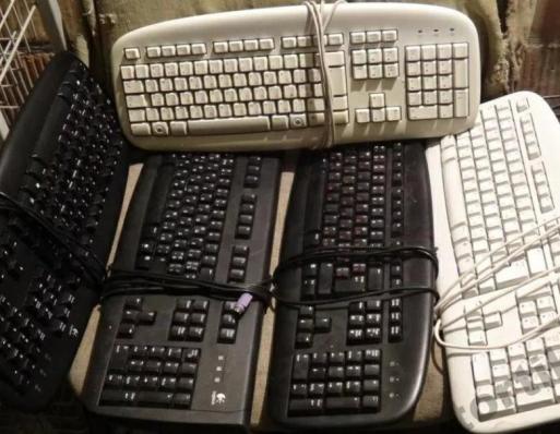 Клавиатура проводная в ассортименте (б/у) Уценка